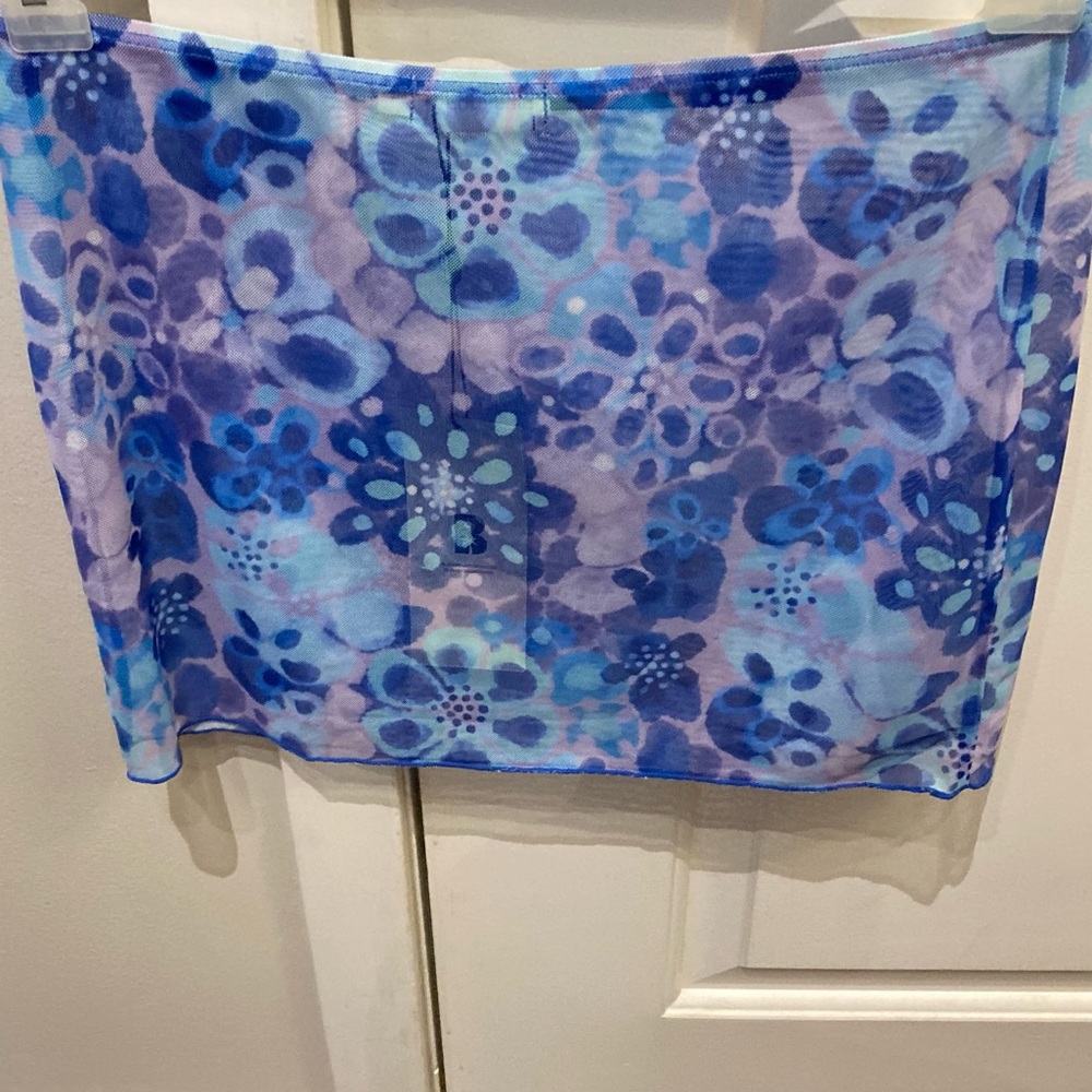 Cassie Laser Cut Crop Top with Mini Skirt Set NWT - Picture 13 of 14